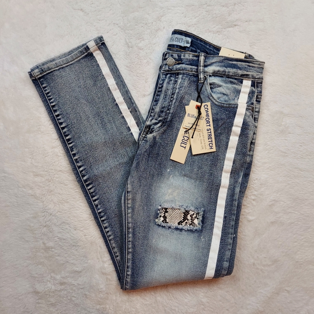 Blue Cult Light Blue Crinkle Mid Rise Stripe Jeans Size 18
